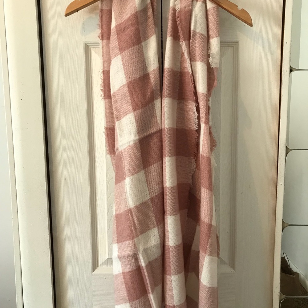 💕 New Scarf - Picture 4 of 4
